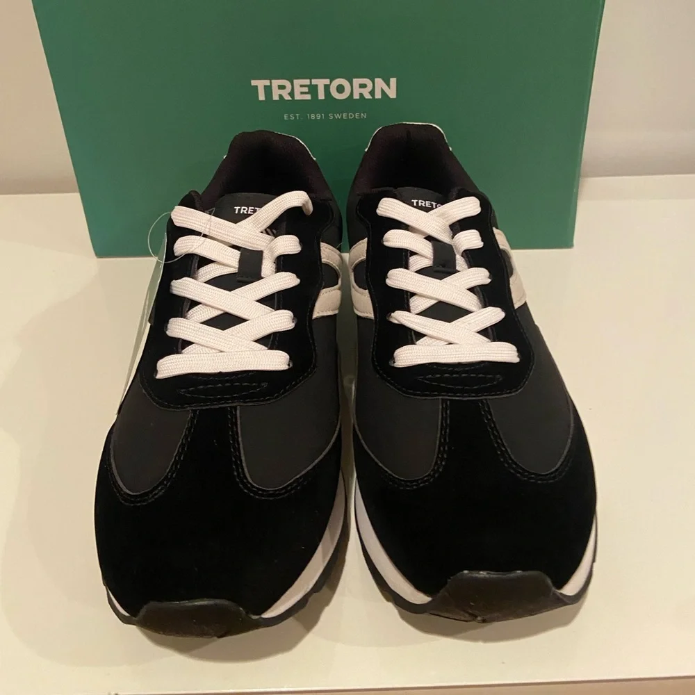 NIB Tretorn Mens Jeremy Black/ White Size 10M